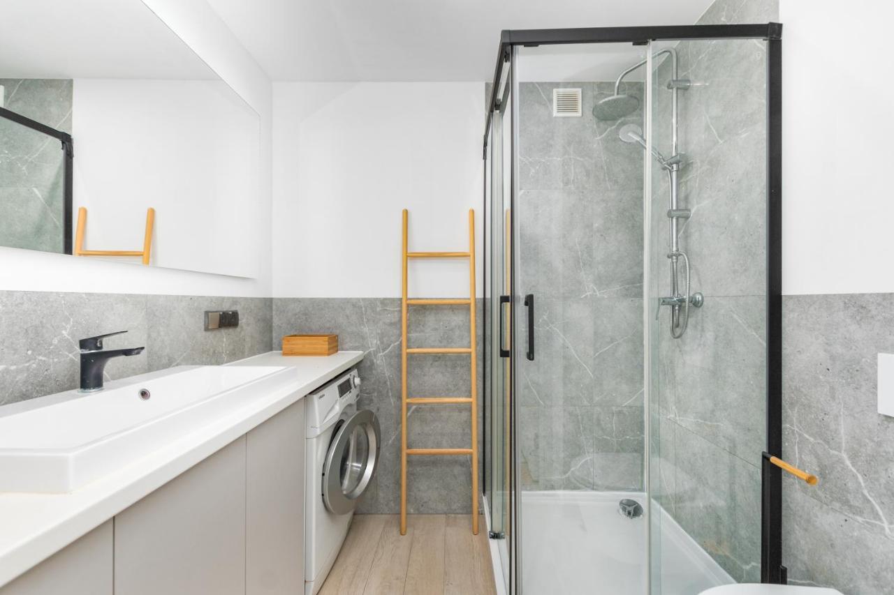 Butas Hoza 36 By Homeprime